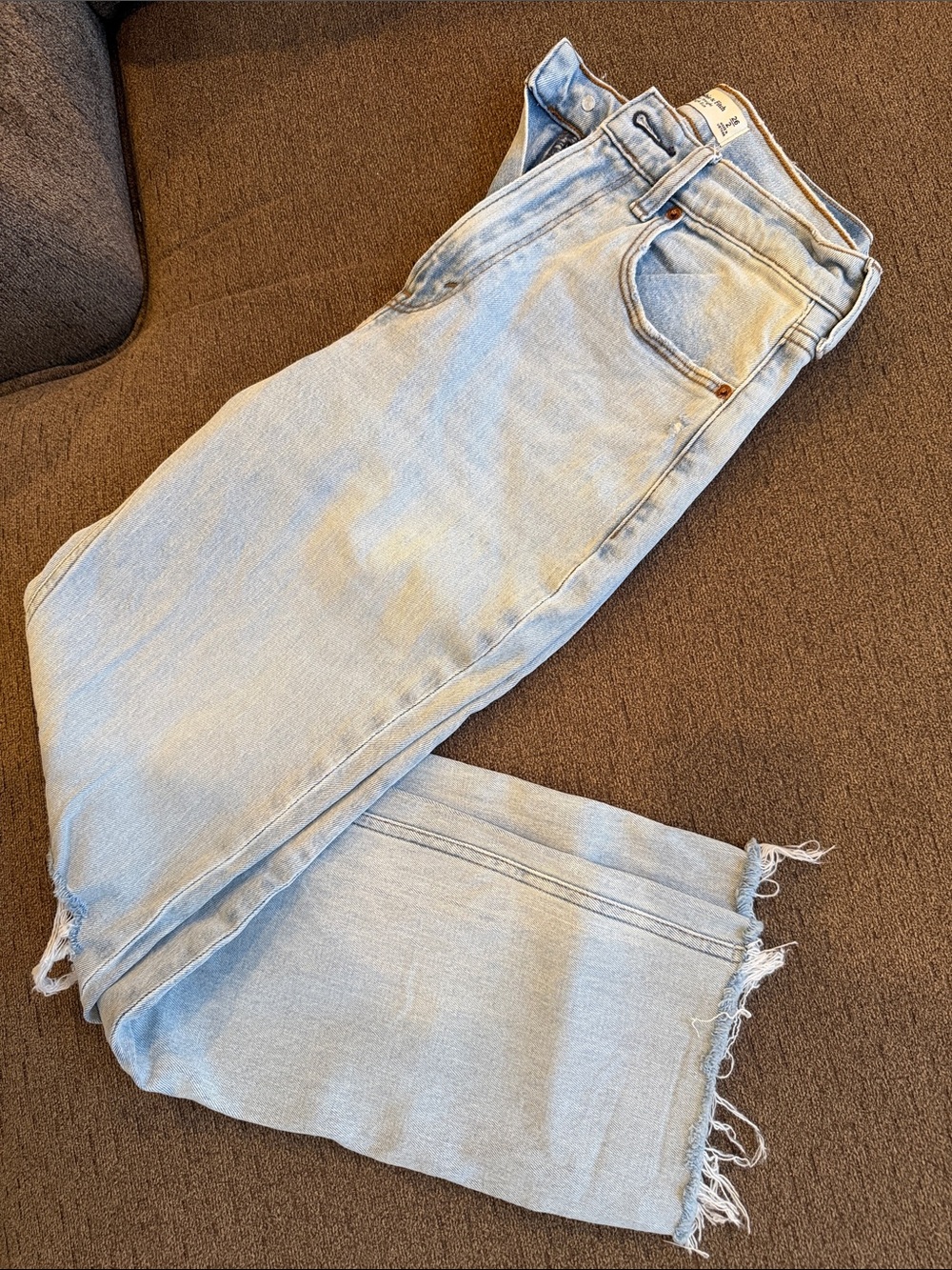 A&F ankle straight ultra high rise jeans
